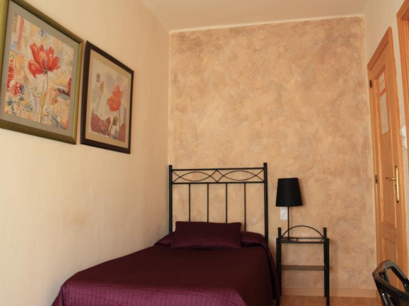 Hostal Rte. Elena Fuentes de Ebro Zimmer foto